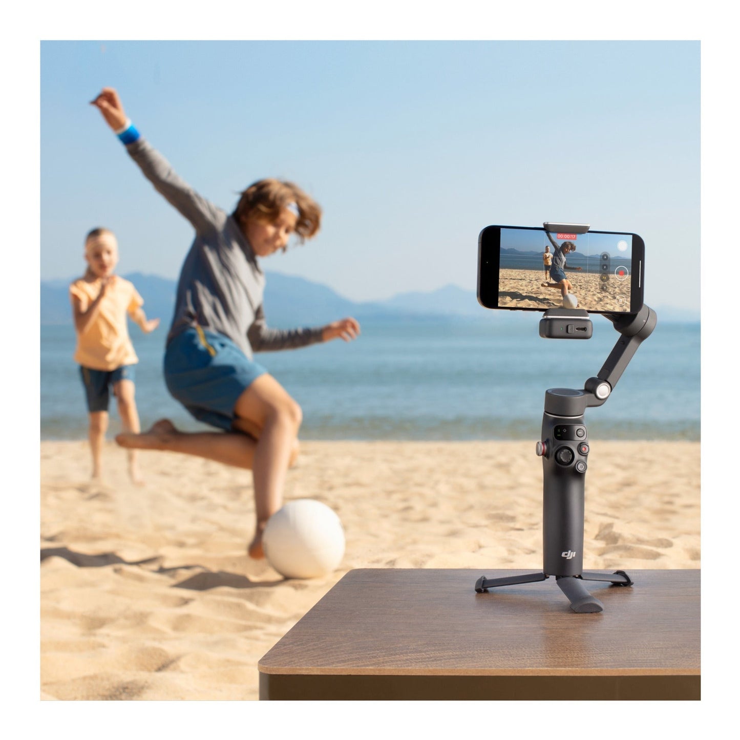 DJI Osmo Mobile 7P Gimbal with DJI Mic Mini (2 TX + 1 RX + Case) and Travel Case