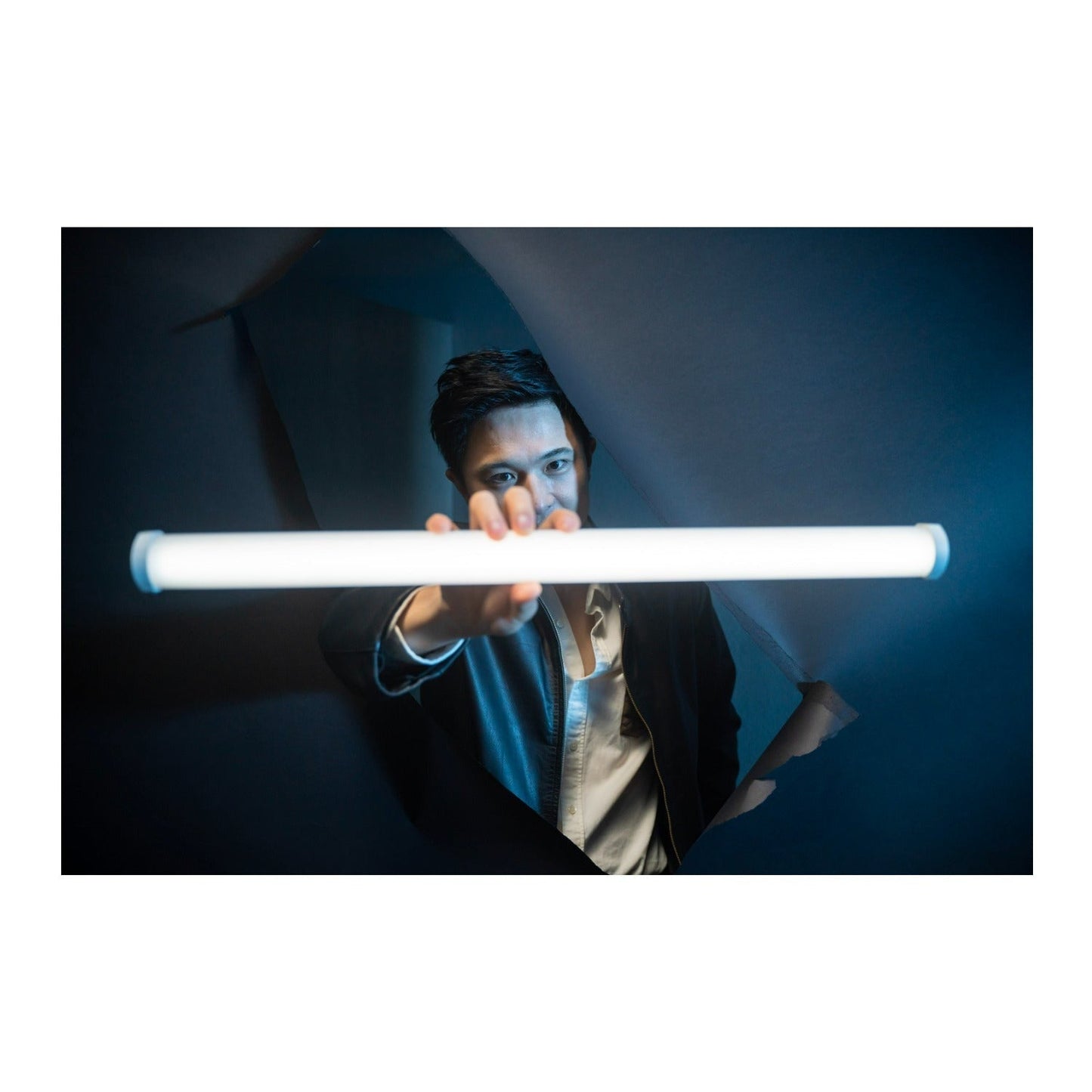 Amaran RGBWW Color PT1c LED 1-Foot Pixel Tube with 4 Independently Controllable Pixels (LED Engines)