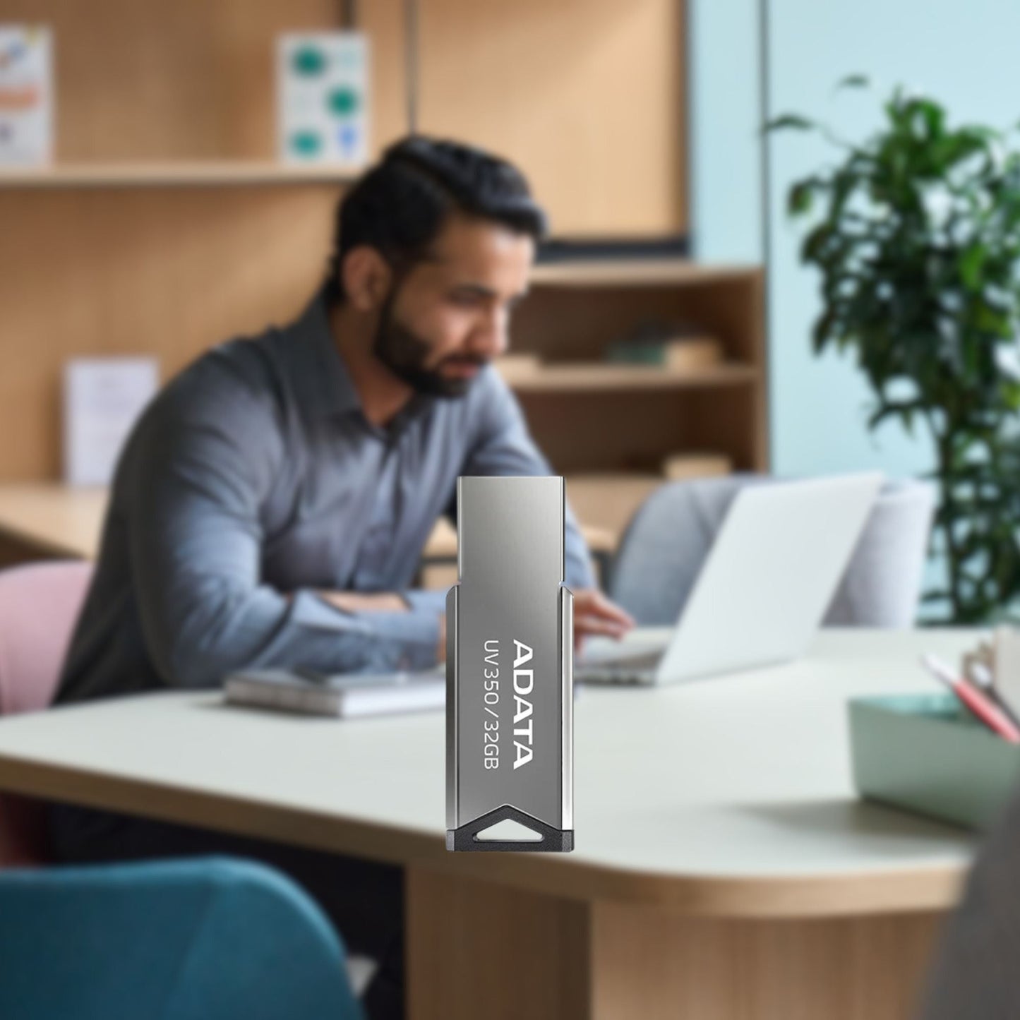 ADATA 32GB Metal USB 3.2 Flash Drive - AUV350 (20-pack)
