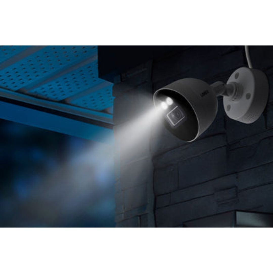 Lorex Fusion 4K 12 Channels (8 Wired, 4 Fusion Wi-Fi) 2TB Wired DVR System
