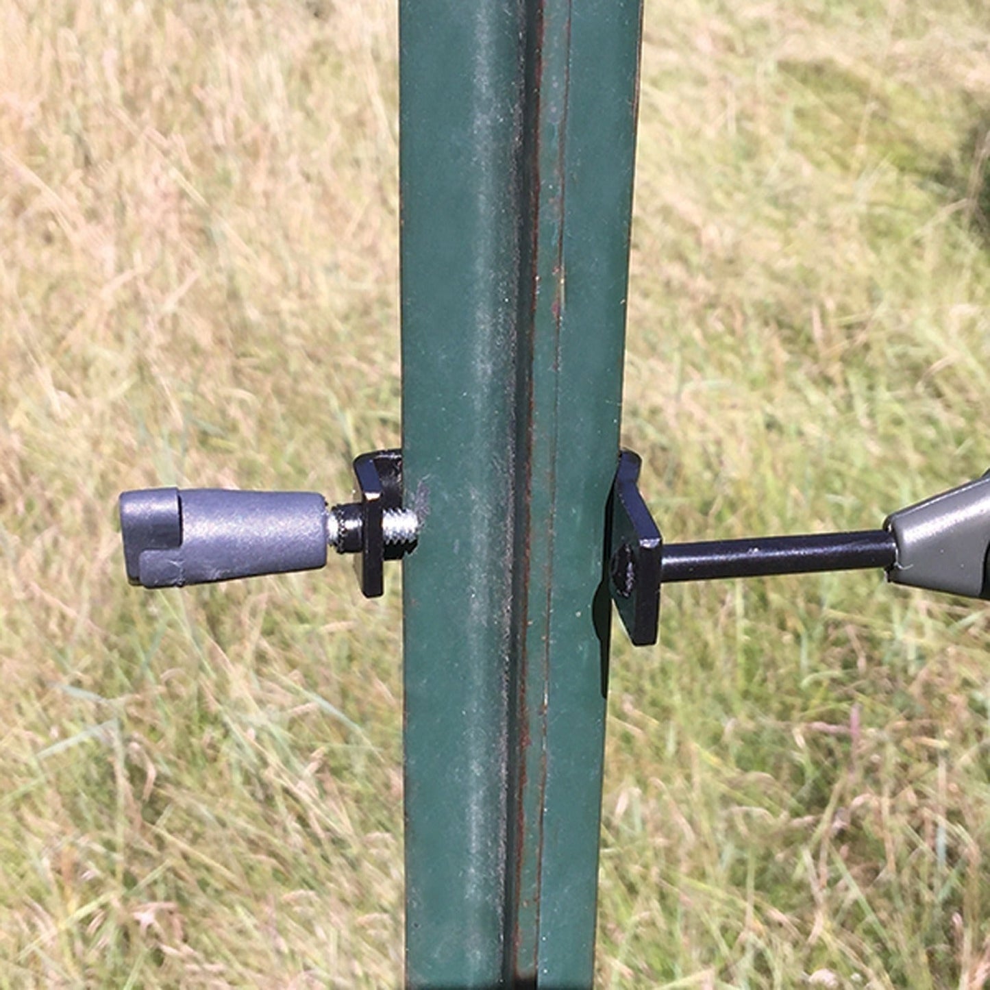 HME Products T-Post Trail Camera Holder (10-Pack)