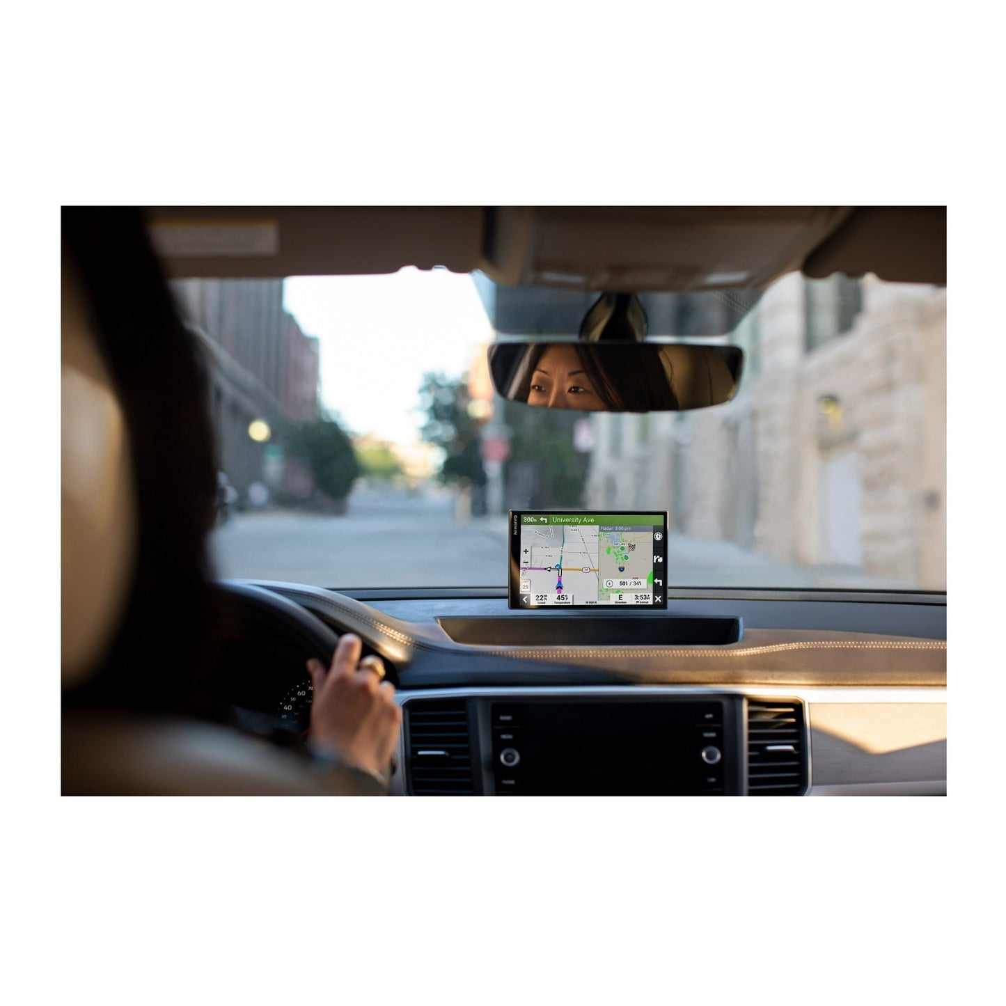 Garmin DriveSmart 76 GPS Navigator (7-Inch)