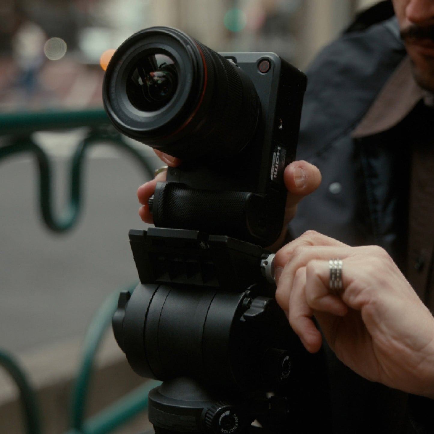 Canon R6 V Mirrorless Interchangeable Lens Camera with RF20-50mm F4 L PZ Lens