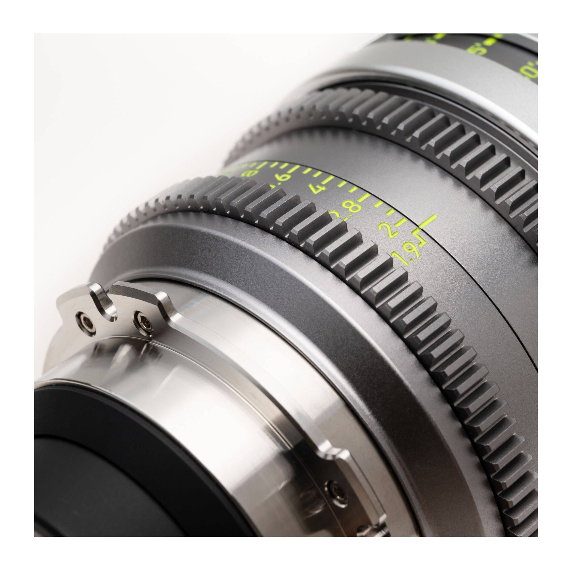 NiSi ATHENA Tuned Prime T2.4/1.9 Full-Frame 5-Lens Kit with Case (PL Mount)