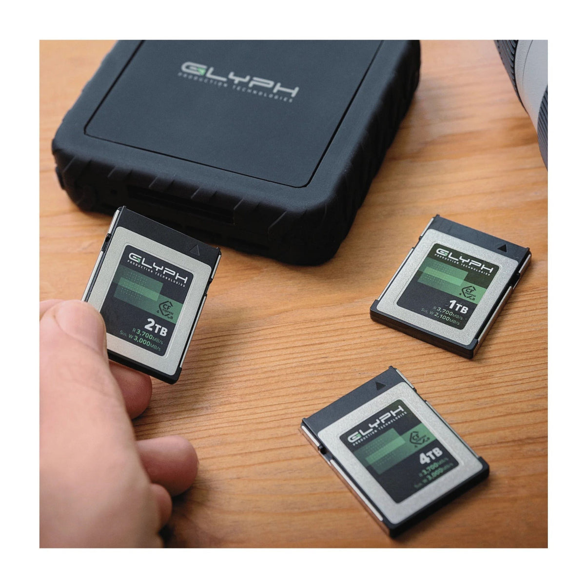 Glyph Capture+ CFexpress Type B 4.0 2TB Memory Card