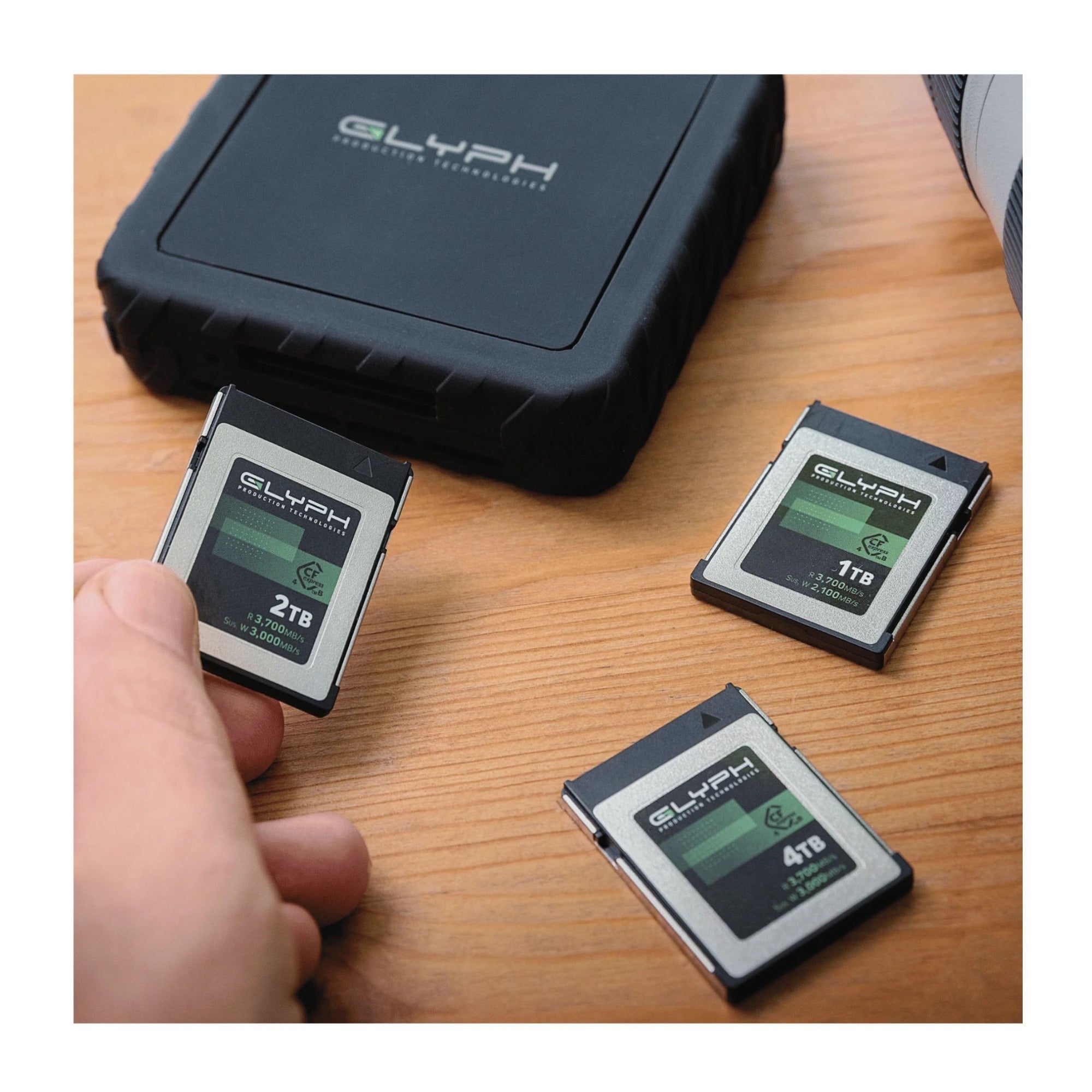 Glyph Capture+ CFexpress Type B 4.0 2TB Memory Card