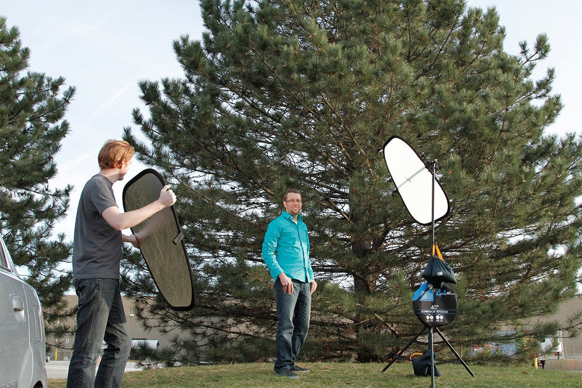 Westcott Illuminator Collapsible 6-in-1 Reflector Kit (42")