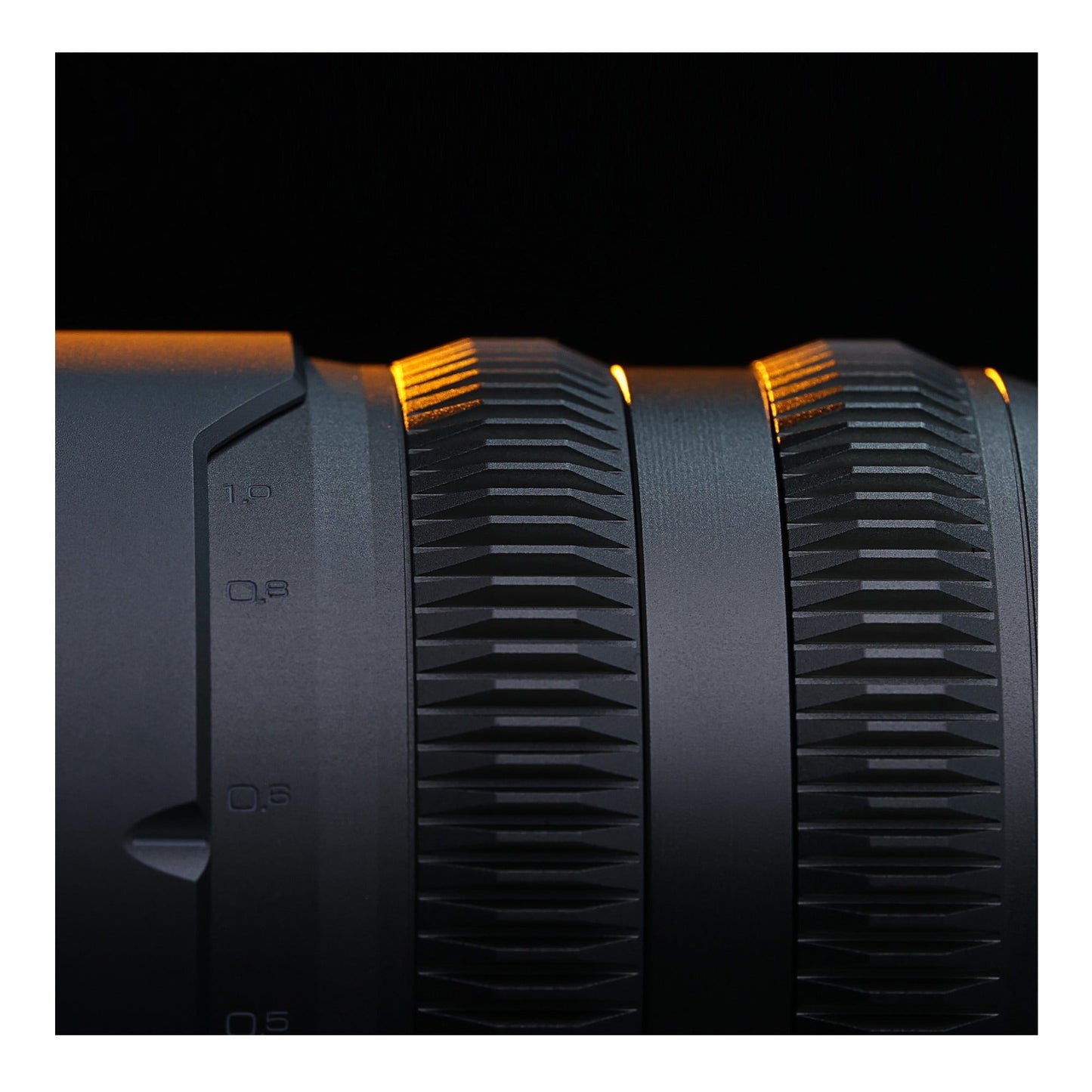 CHIOPT AURA 35mm T1.5 Cinema Lens (Canon RF) Full-Frame with Superfast Aperture and Low Distortion