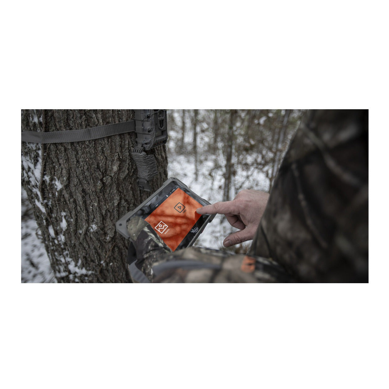 Wildgame Innovation 7-Inch HD Backlit TFT Touchscreen, Weather-Resistant Compact Trail Pad Tablet
