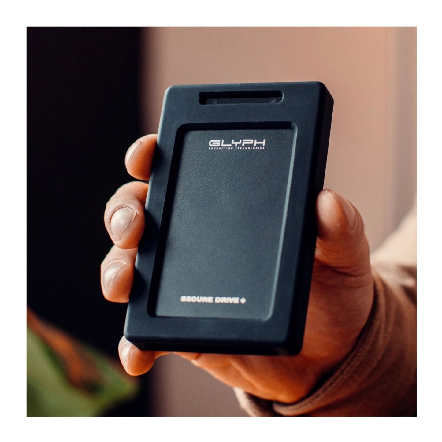 SecureDrive Plus Bluetooth, Bus-powered, USB-Micro B / USB-C