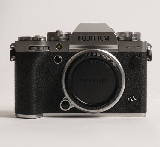 Fujifilm X-T5 Mirrorless Camera Body (Silver) (Used)