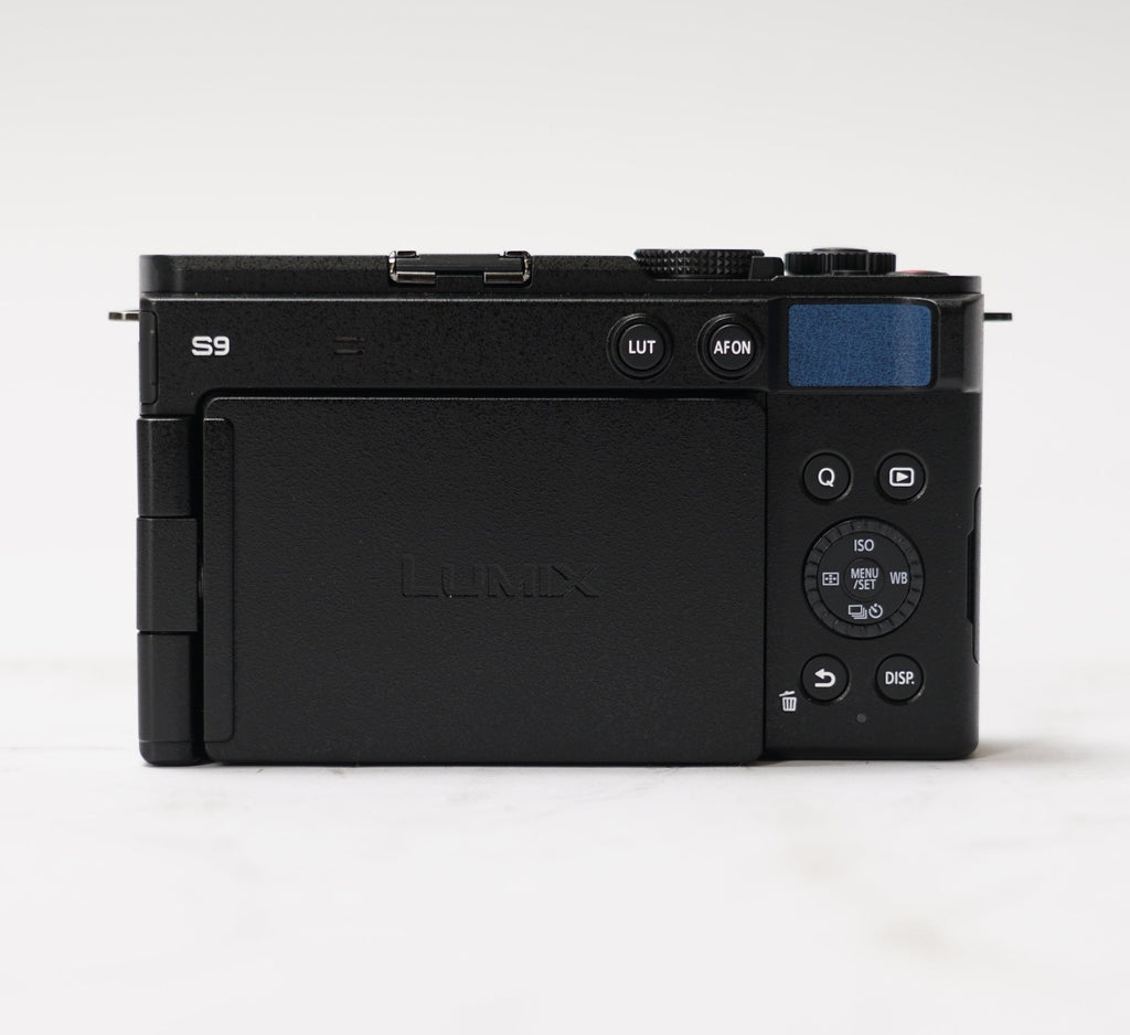 Panasonic LUMIX S9N Full Frame Compact and Lightweight Mirrorless Interchangeabl (Used)