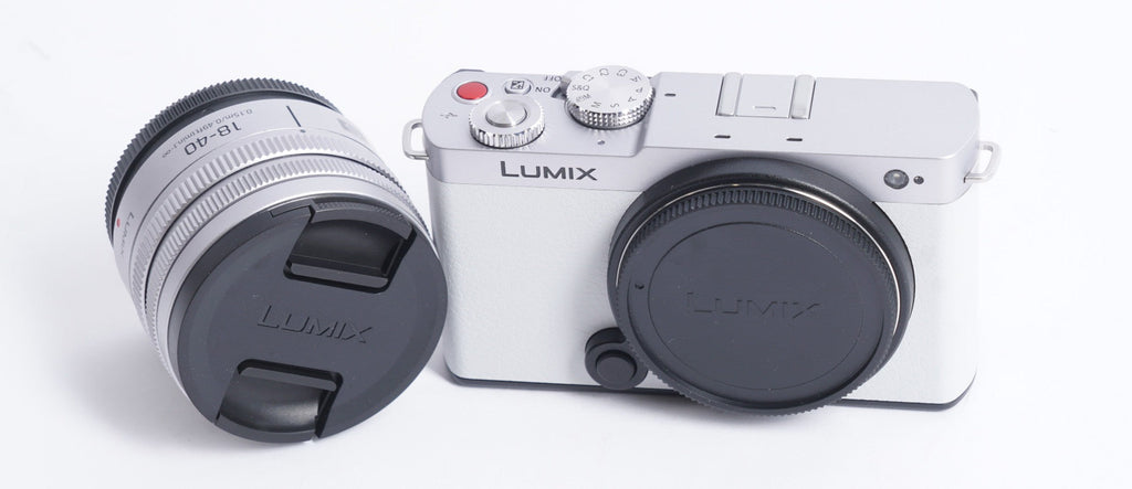 LUMIX S9 S 18-40mm Lens Kit - White and Silver (DC-S9NWA9) (Used)