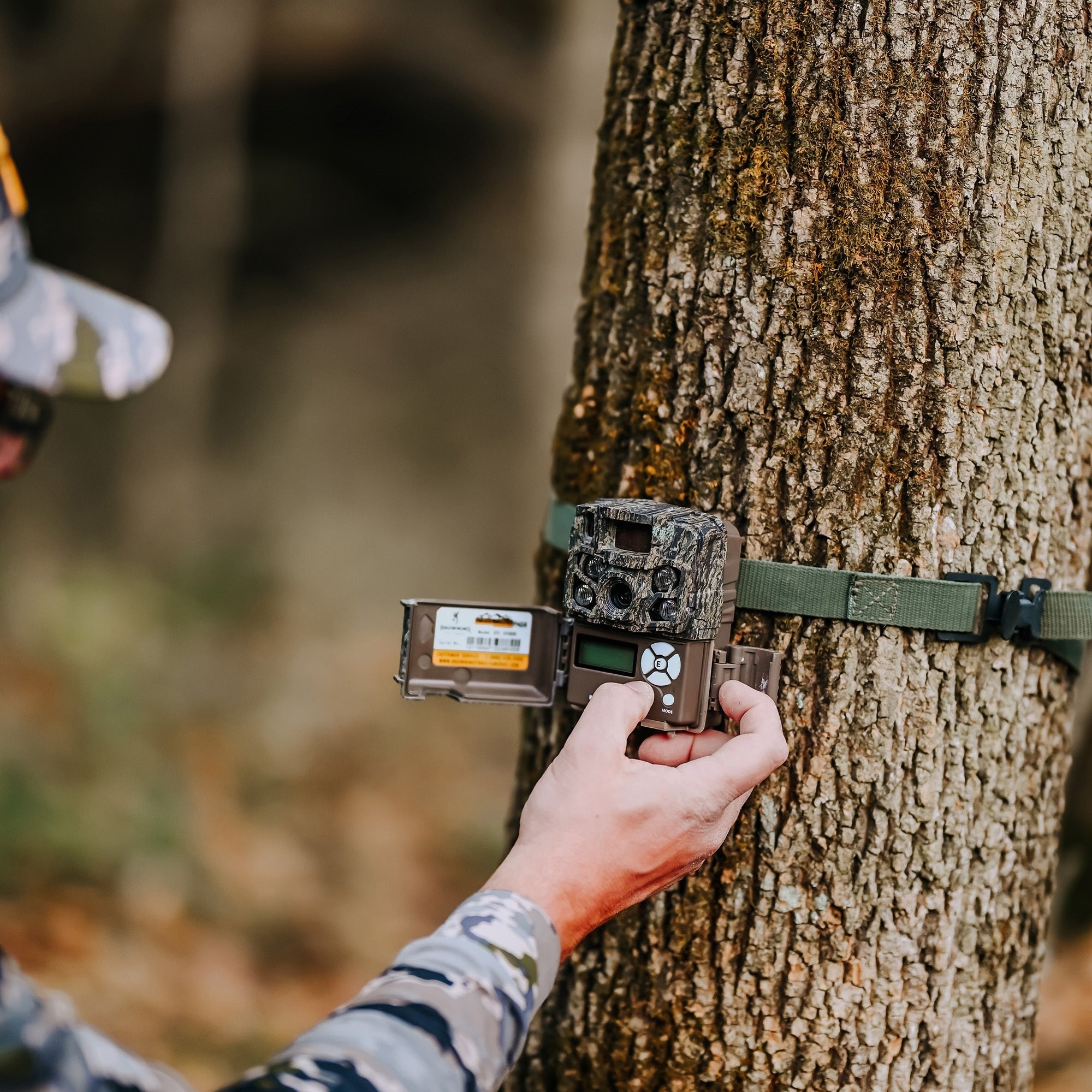 Browning Trail Camera Strike Force FHDR 40MP with Accessories Bundle