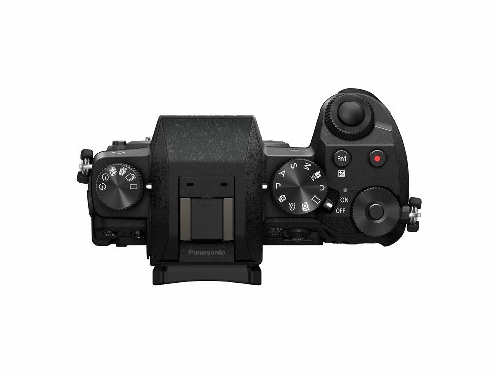 Panasonic LUMIX G7 Mirrorless Camera with 14-140mm Lens
