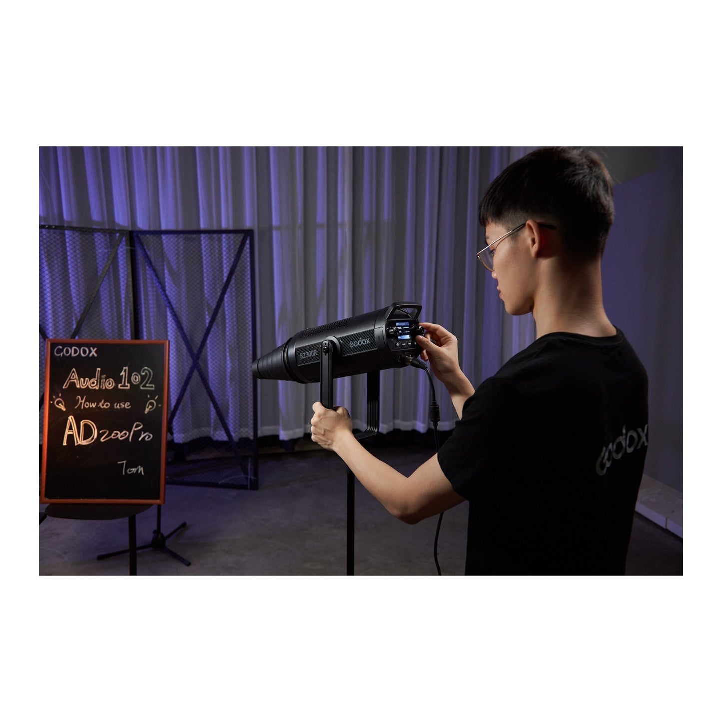 Godox SZ300R Zoom RGBWW LED Video Light