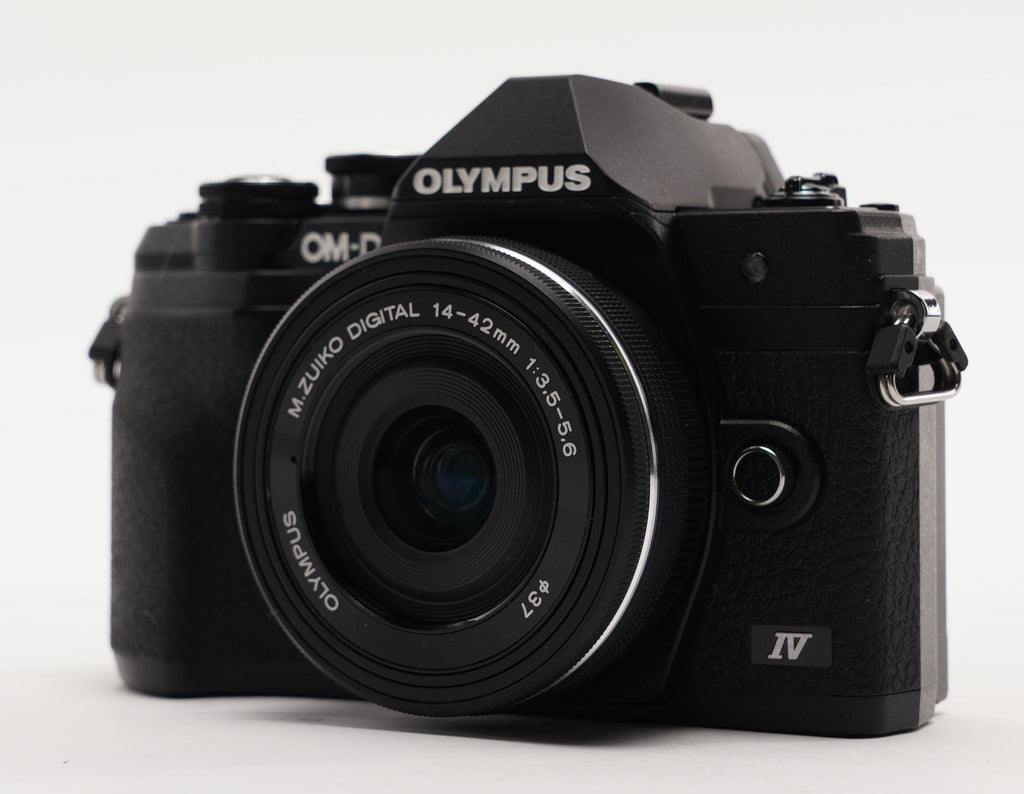 Olympus OM-D E-M10 Mark IV Camera (Black) & M.Zuiko Digital ED 14-42mm Lens Kit (Used)