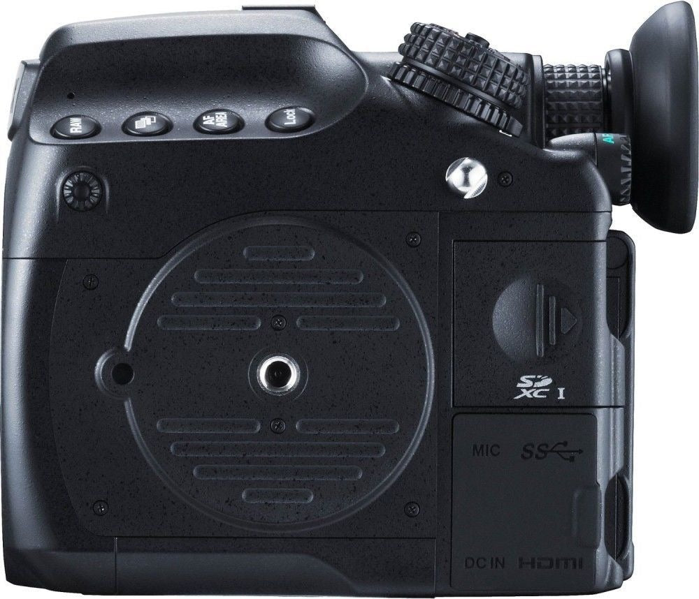 Pentax 645Z Medium Format DSLR Camera (Black)
