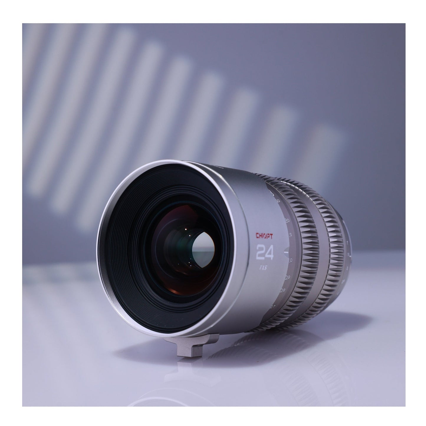 CHIOPT AURA 24mm T1.5 Cinema Lens (Leica L) Full-Frame Wide-Angle Prime with Superfast Aperture