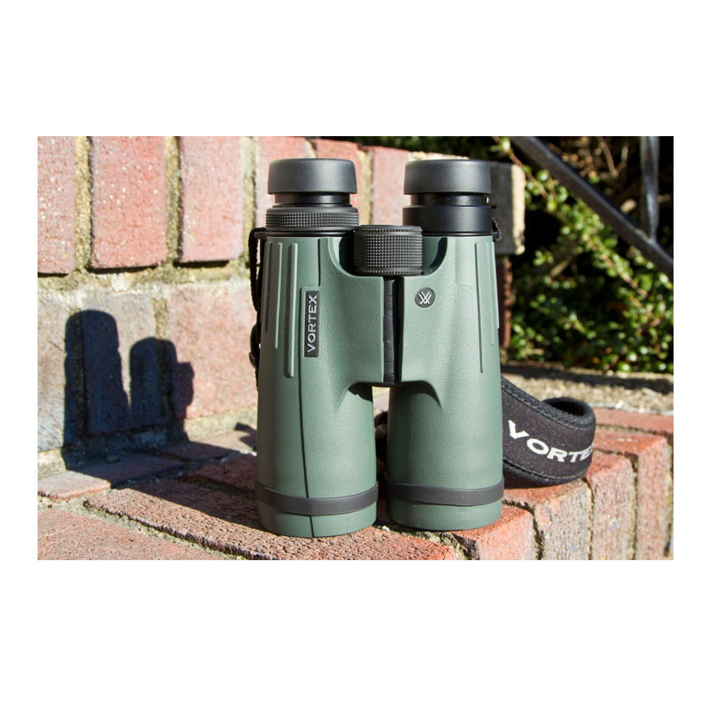 Vortex Optics Viper HD 10x50 Roof Prism Binocular with Glasspak Harness Bundle