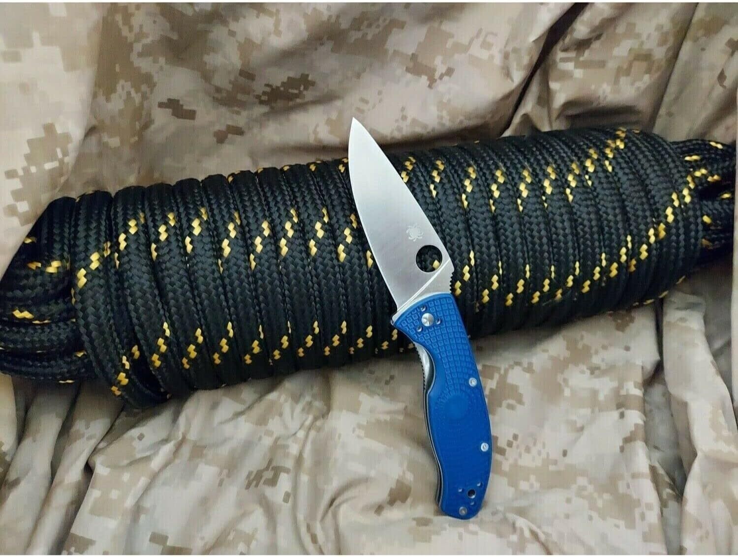 Spyderco Tenacious Lightweight Folding Utility Pocket Knife with CPM S35VN Steel Blade (PlainEdge)