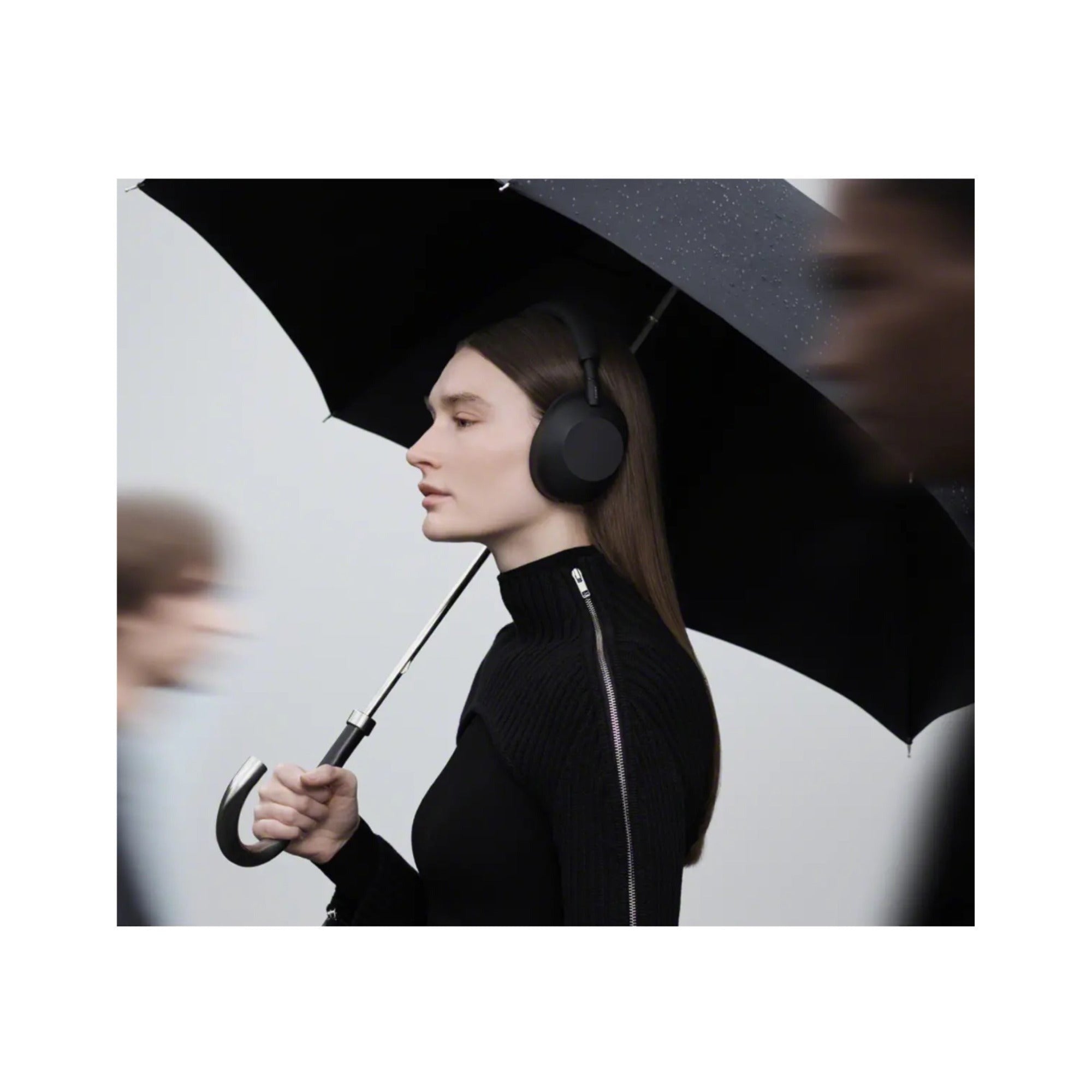 Sony WH-1000XM6 Wireless Headphones (Black) Bundle with Clip-On Light
