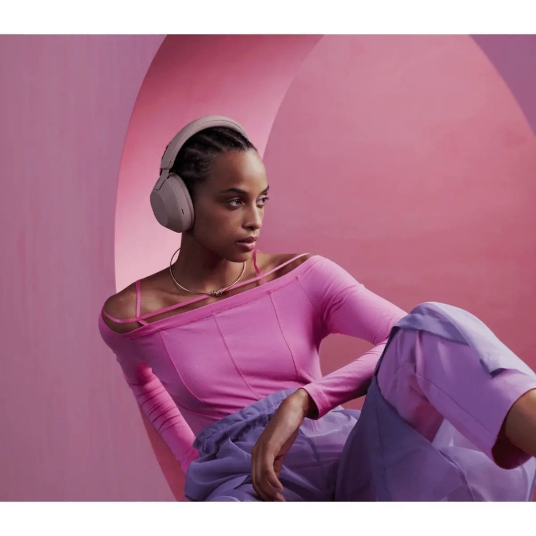 Sony WH-1000XM5 Wireless Noise Canceling Over-Ear Headphones (Smoky Pink)