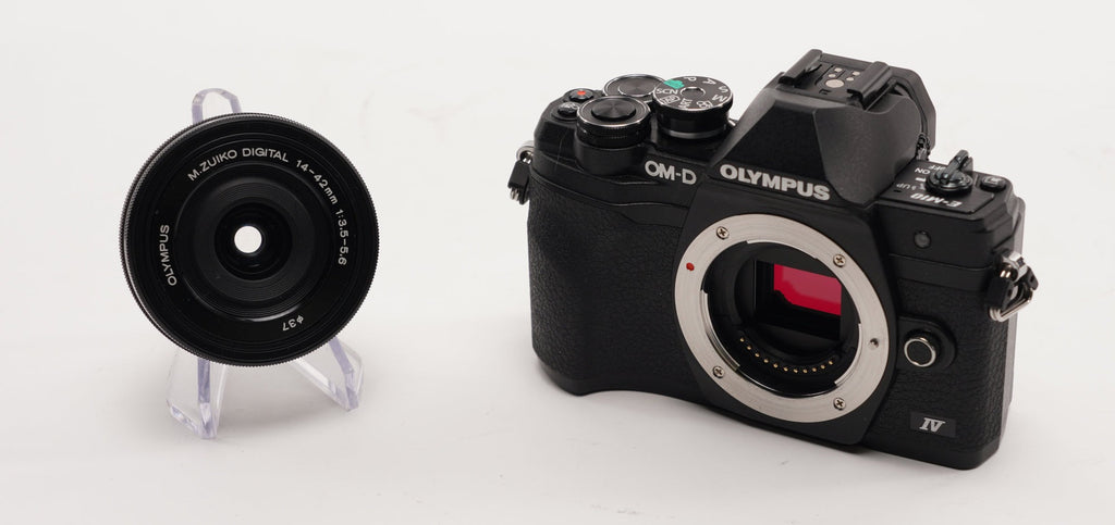 Olympus OM-D E-M10 Mark IV Camera (Black) & M.Zuiko Digital ED 14-42mm Lens Kit (Used)
