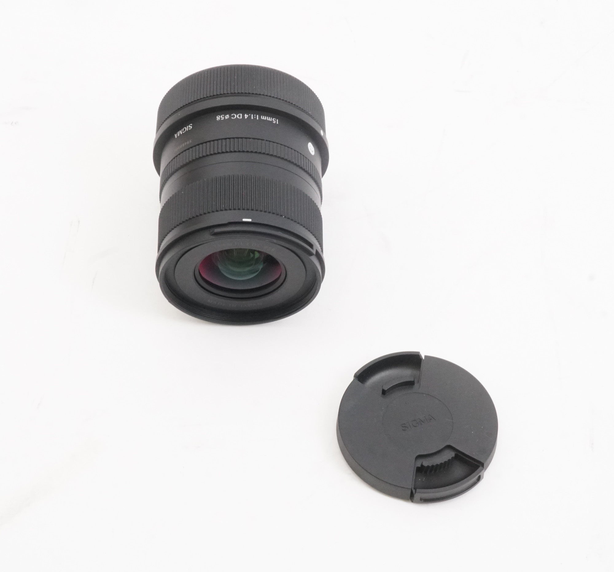 Sigma 15mm F1.4 DC Contemporary Lens for Mirrorless Cameras (Canon RF Mount) (Used)
