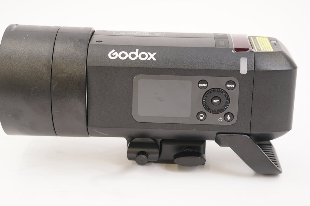 Godox AD400Pro II All-in-One Outdoor Flash 400Ws Up to 460 Full-Power Flashes (Used)