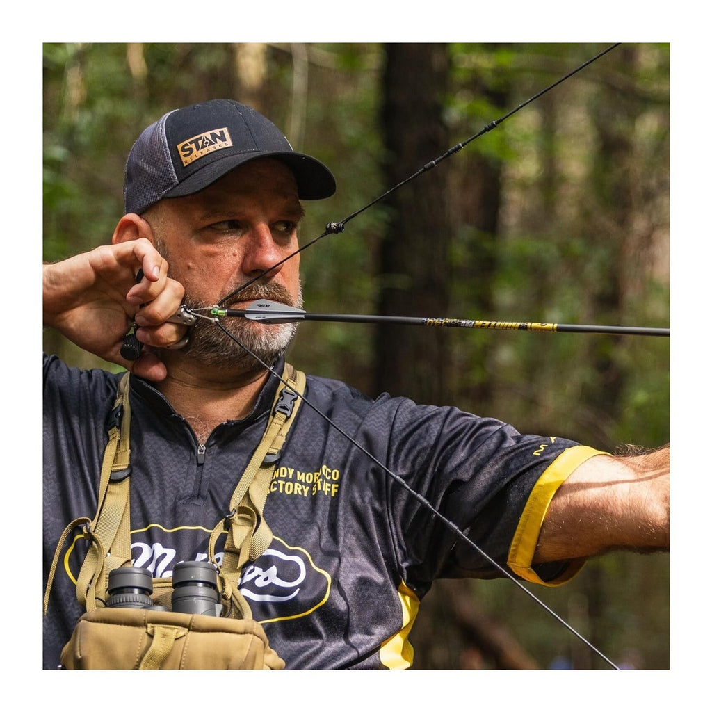 Gold Tip Hunter Pro 400 Carbon Hunting Arrows with Accu-Lite Nocks (Pack of 12)