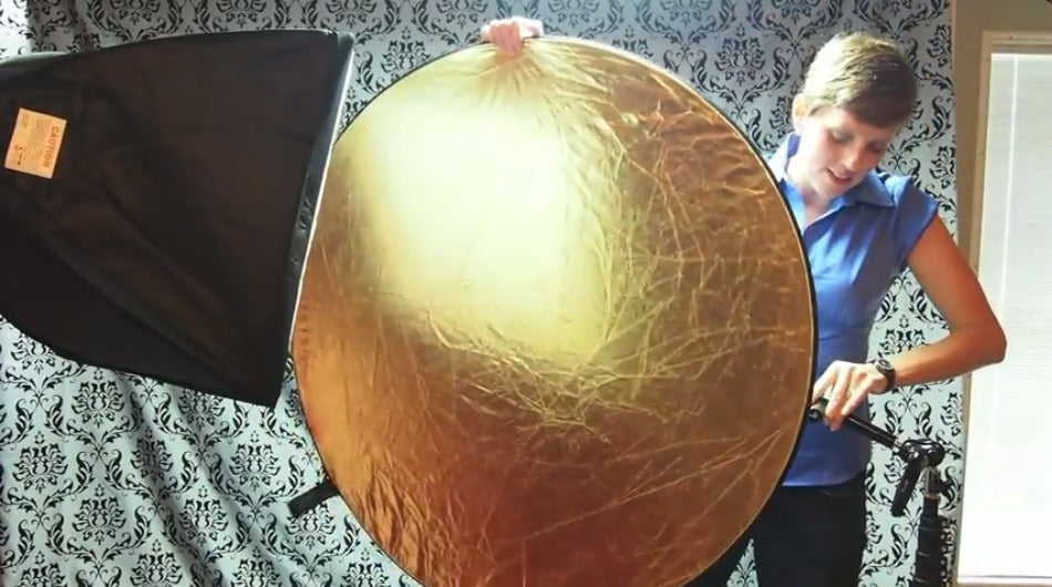 Westcott Collapsible 5-in-1 Reflector with Gold Surface (30in)
