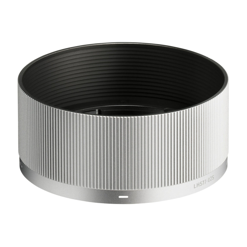 Sigma 45mm F2.8 DG Full Frame Silver Contemporary Lens for L Mount Bundle