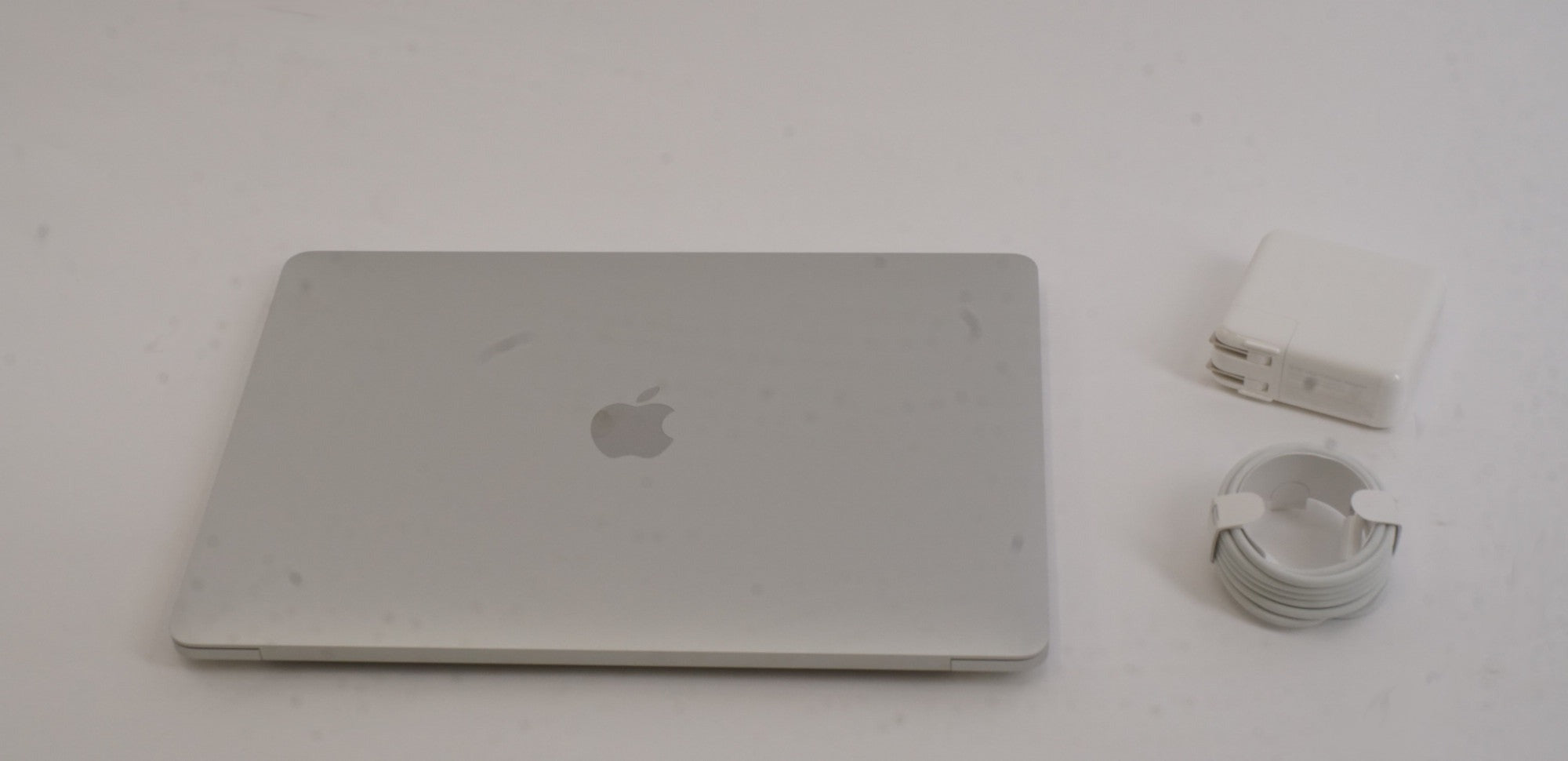 Apple MacBook Pro 13.3-Inch Laptop M2 Chip 24GB Memory 1TB SSD (Silver) (Used)