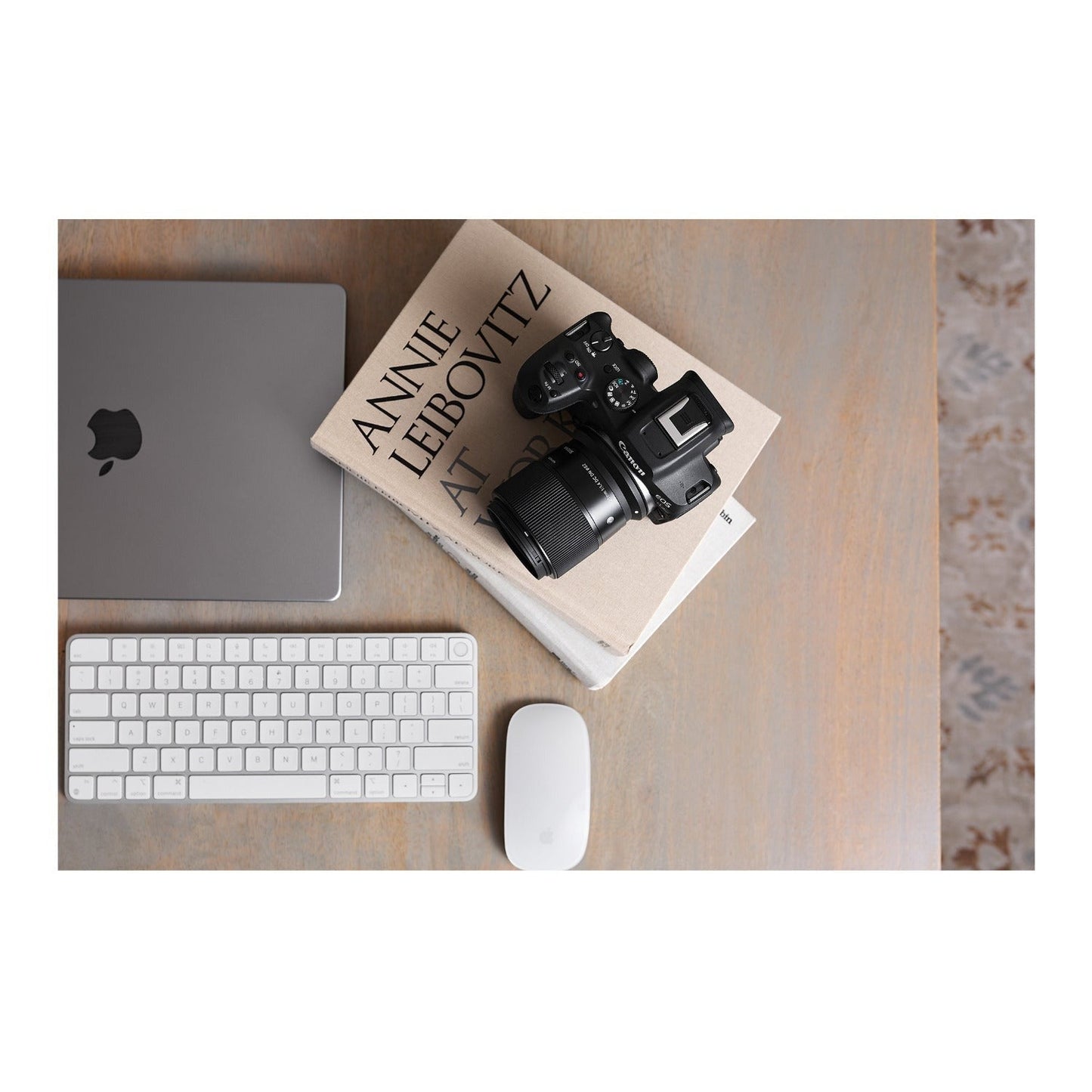 Sigma 23mm F1.4 DC DN Lens (Canon RF-Mount) Bundle with 64GB Memory Card