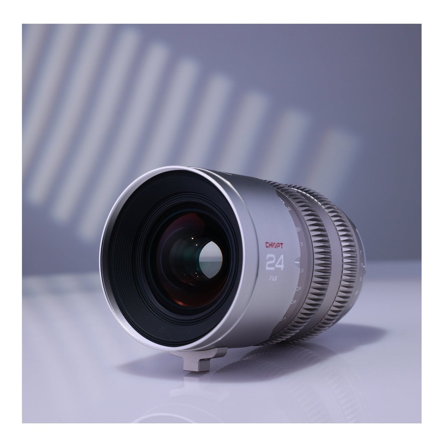 CHIOPT AURA 24mm T1.5 Cinema Lens (Canon RF) Full-Frame Wide-Angle Prime with Superfast Aperture