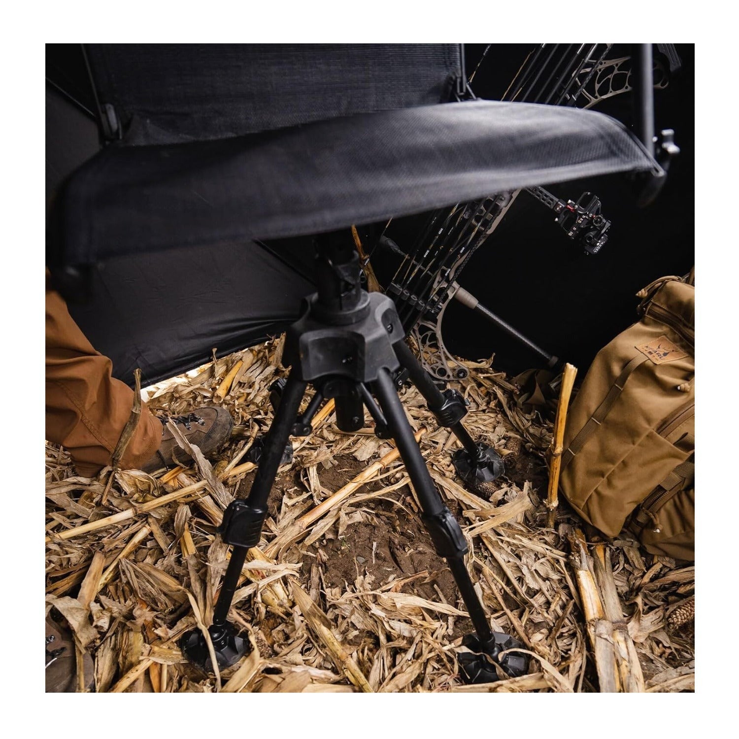 MUDDY Outdoors Swivel Ground Seat with Adjustable Legs 360 Degree Hunting Chair