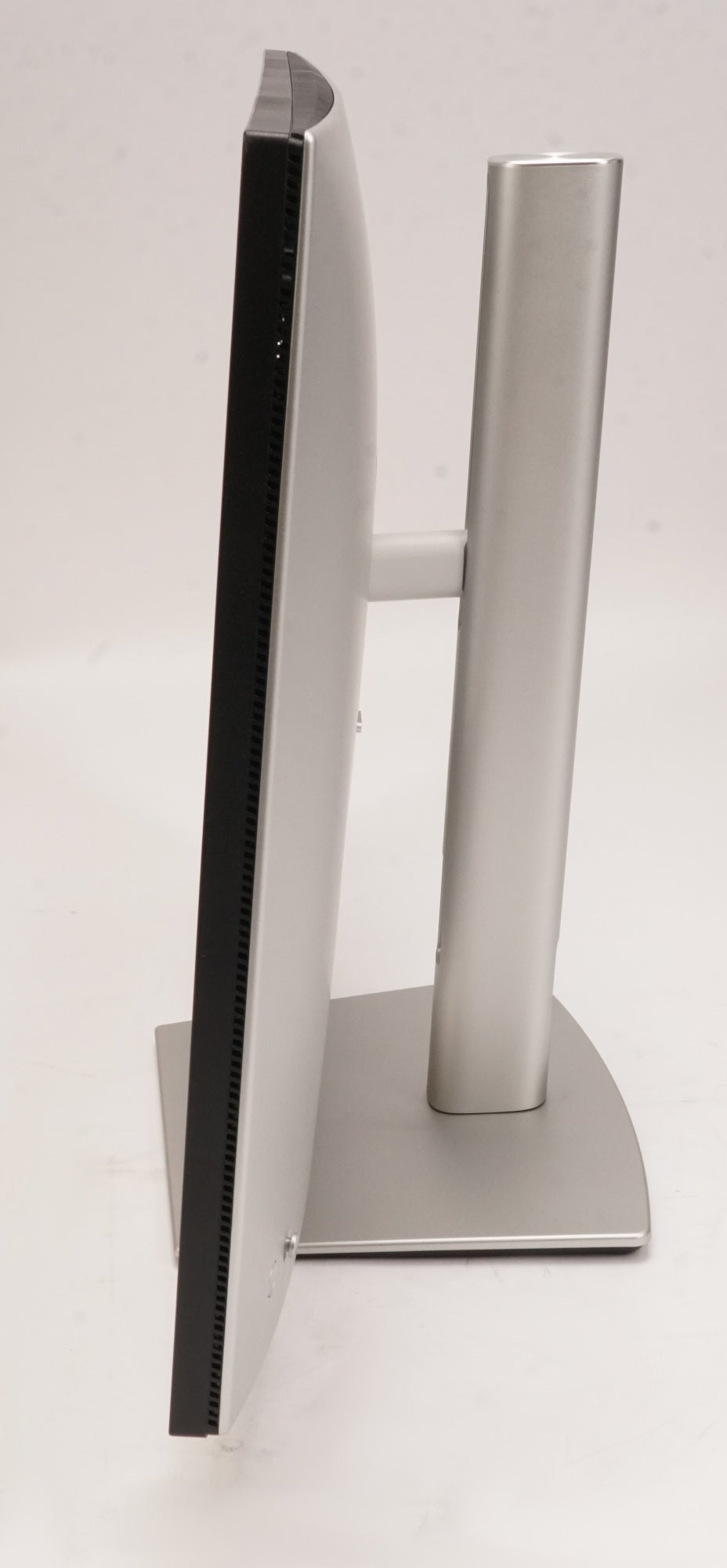 Dell UltraSharp 32 4K Thunderbolt Hub Monitor - U3225QE (Used)