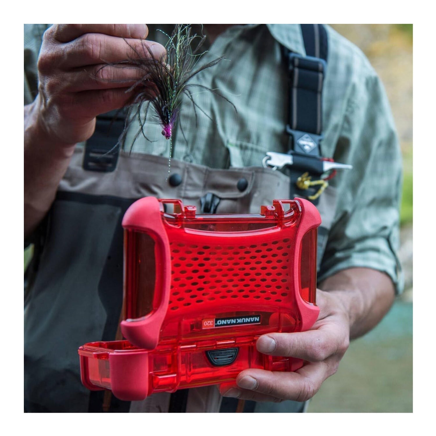 NANUK 320 Nano Series Waterproof Hard Case (Medium, Clear)