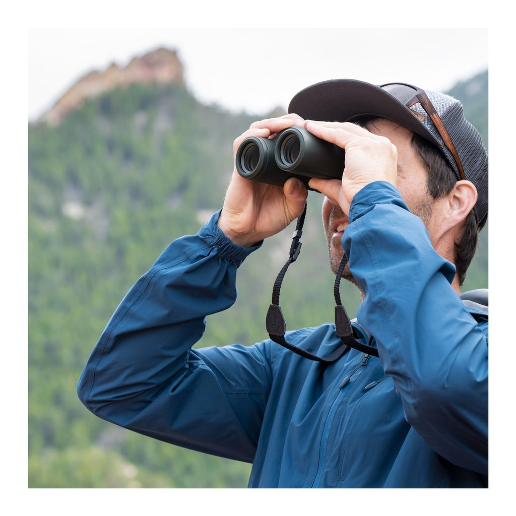 Nikon Prostaff P7 10X42 Binoculars