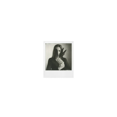 Polaroid Originals Black & White Instant Film for 600 Cameras (8 Exposures)