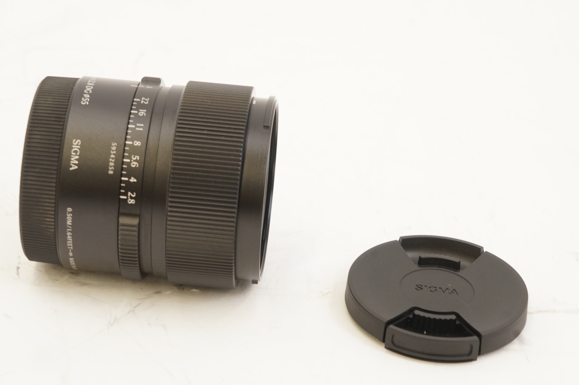Sigma 90mm F2.8 DG Black Contemporary Lens for Sony E Mount (Used)