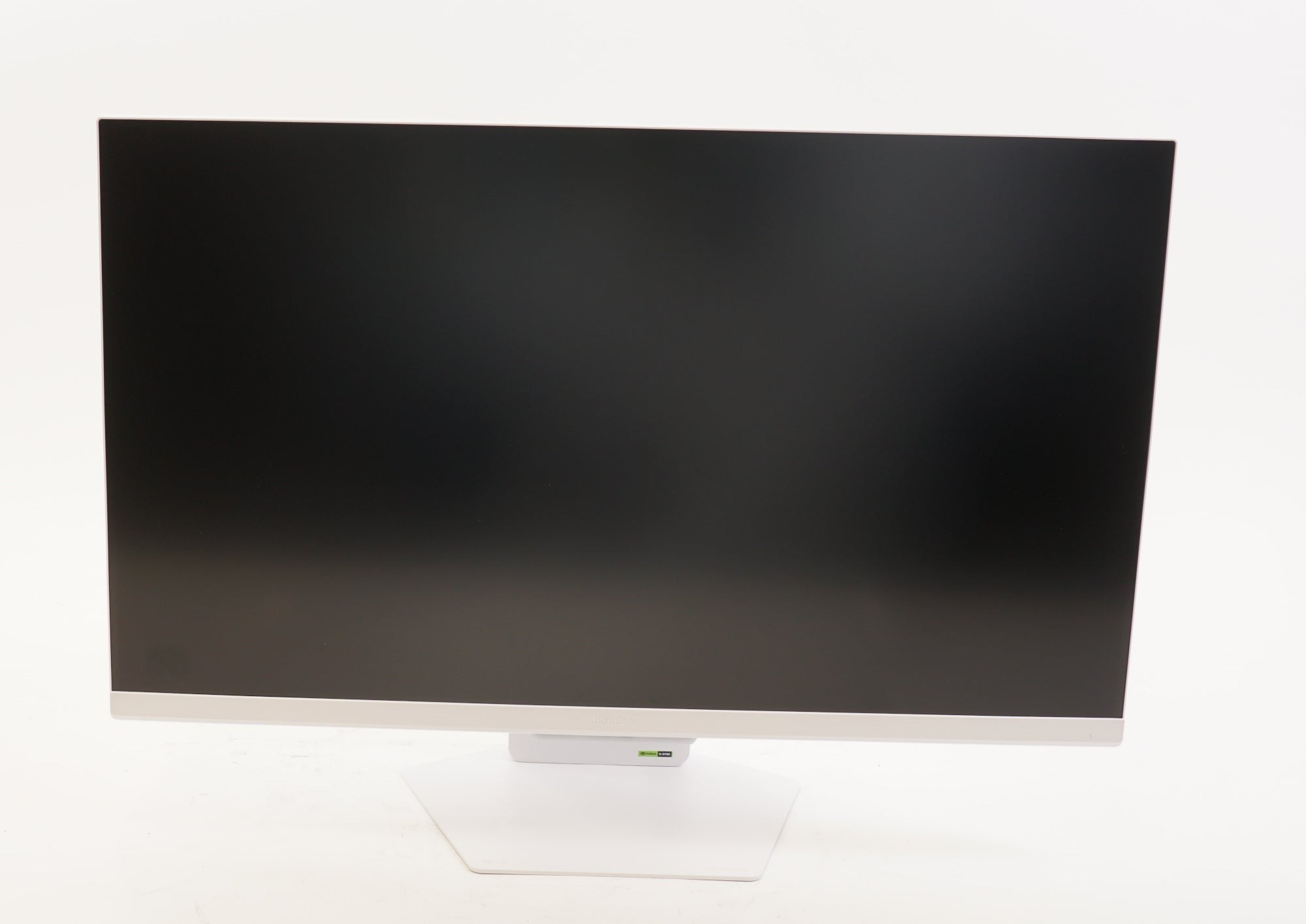 LG 32G810SA-W 32-inch Ultragear 4K UHD (3840 x 2160) IPS Gaming Monitor (White) (Used)