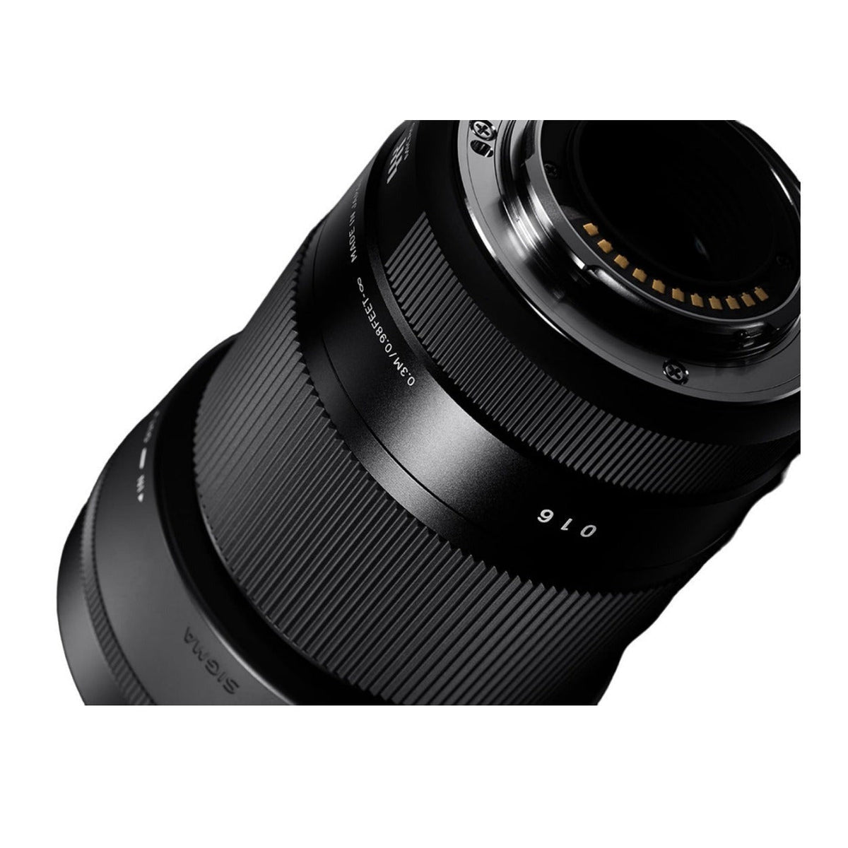 Sigma 30mm F1.4 DC DN Contemporary Lens for Nikon Z Mount with Lens Hood (Black) (Used)