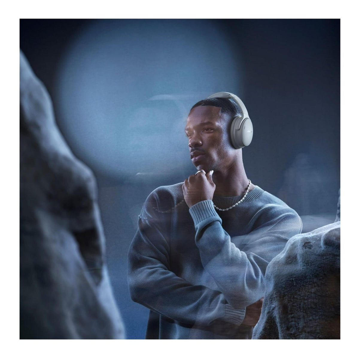 Bose QuietComfort Wireless Over Ear Headphones (Moonlit Gray)