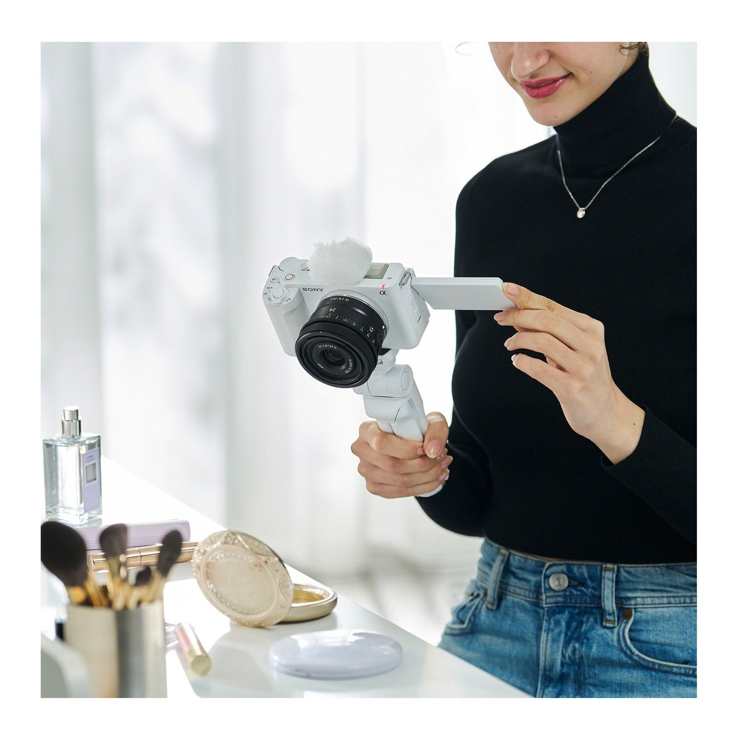 Sony Alpha ZV-E1 Full-frame Interchangeable Lens Mirrorless Vlog Camera (White)