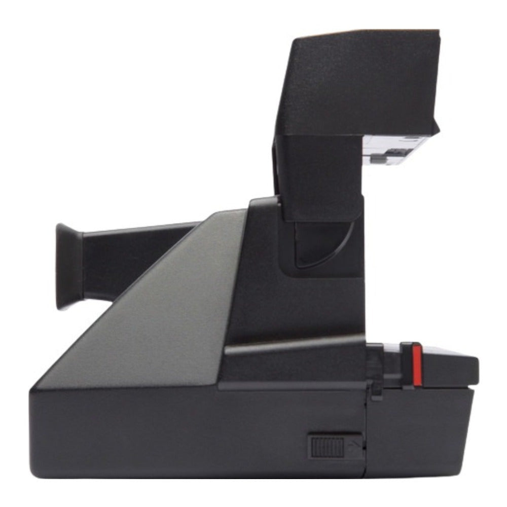 Polaroid 600 Model 640 Instant Film Camera (Black) with 8 Instant Photographs
