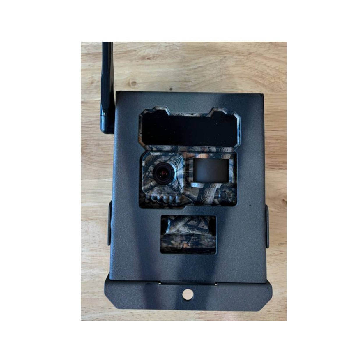 Yellowstone Y2 Cellular Trail Camera (6 Pack) with Security Box and Card Reader