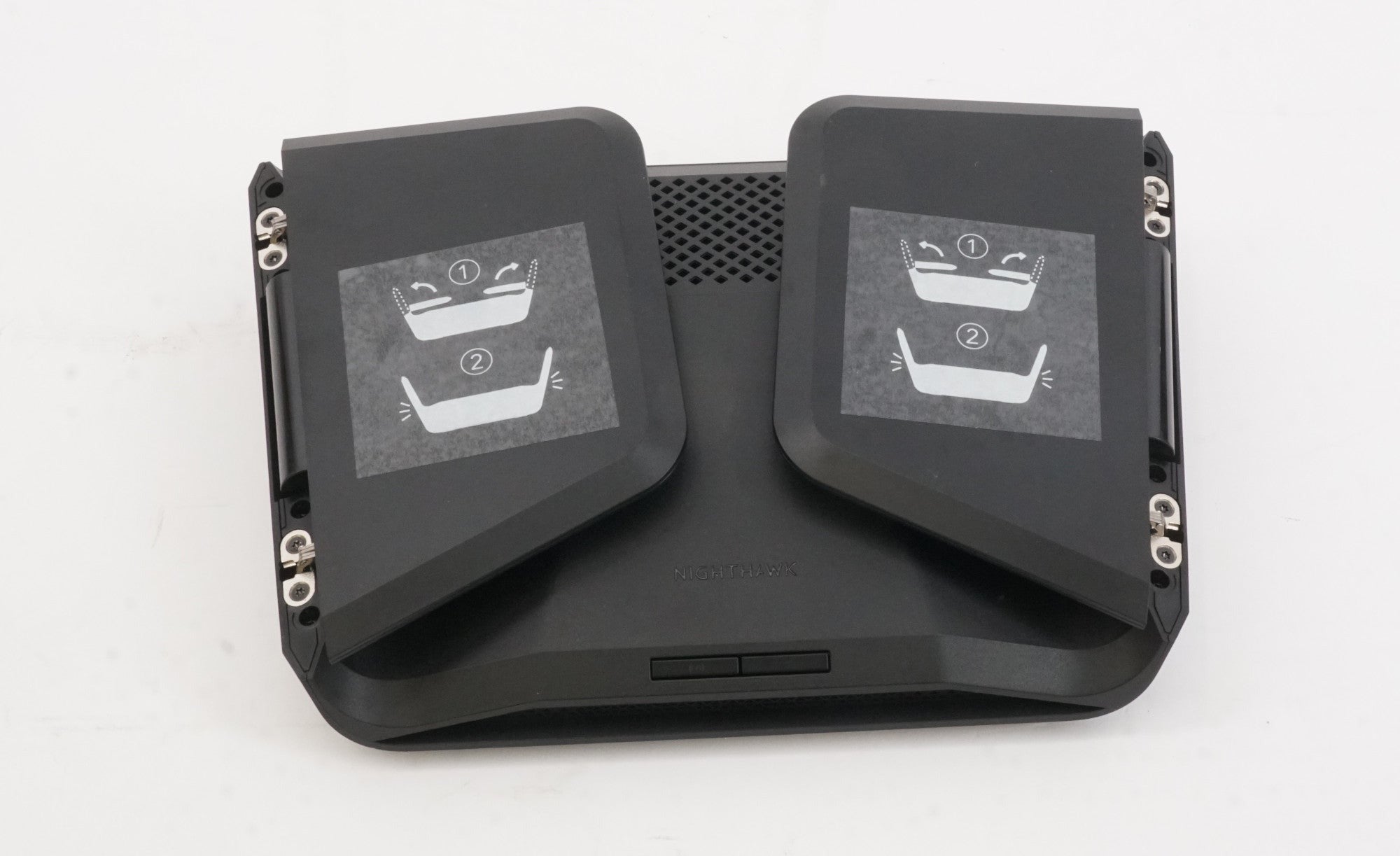 Netgear Nighthawk RAXE300 Wi-Fi 6E Tri-Band Ethernet Wireless Router (7.8Gbps) (Used)