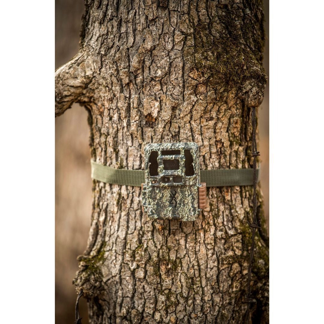 Browning Trail Camera Dark Ops Pro DCL NANO with Solar Power Pack, Card Reader